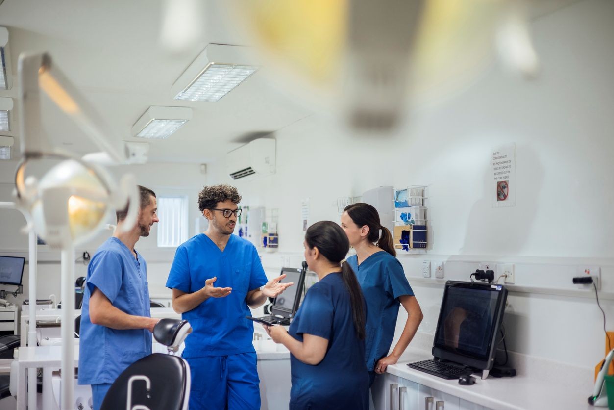 Dentist Jobs - April 2025